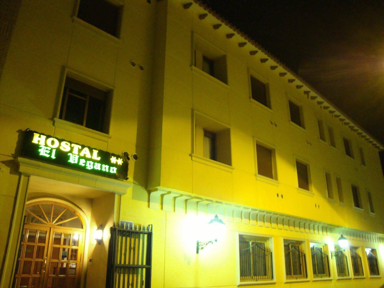 Hostal El Vegano Utiel Esterno foto